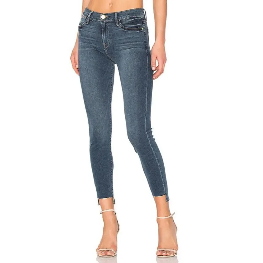 Frame Denim Le High Skinny Stagger Hem in Woodhaven